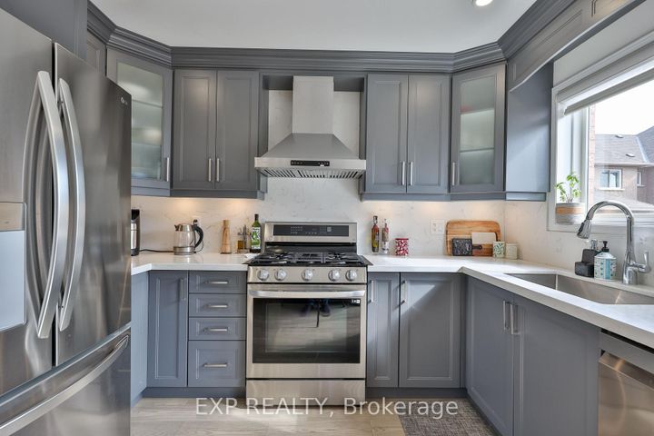 Photo 16 at 2210 Fairmount Drive, WM Westmount, Oakville