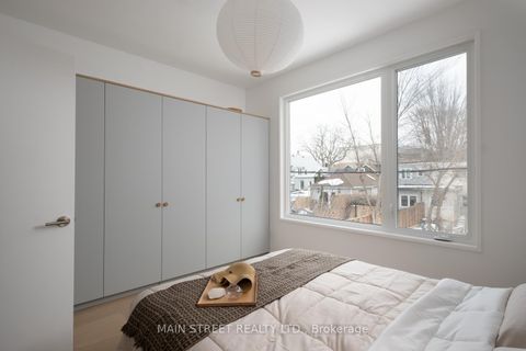 Photo 14 at 523 Craven Road, Coxwell, Toronto