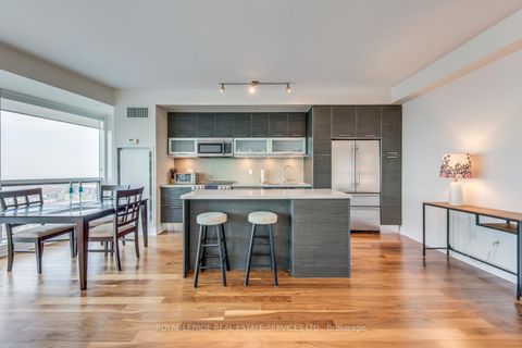 Photo 9 at 6514 - 388 Yonge Street, Newtonbrook West, Toronto