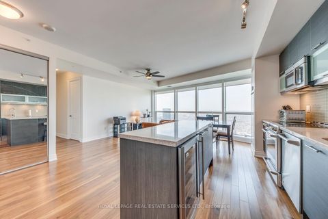 Photo 12 at 6514 - 388 Yonge Street, Newtonbrook West, Toronto