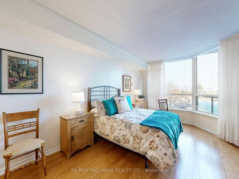 Photo 21 at 222 - 10 Guildwood Parkway, Guildwood, Toronto