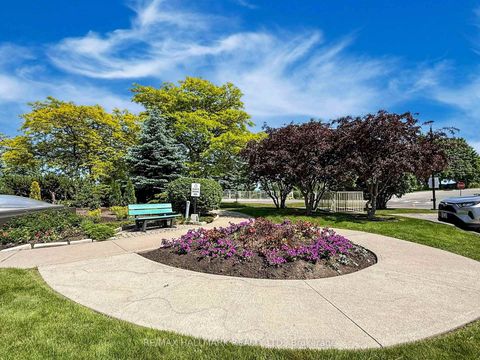 Photo 42 at 222 - 10 Guildwood Parkway, Guildwood, Toronto