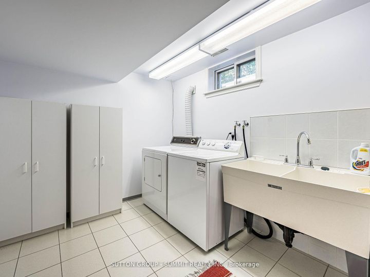 Photo 6 at 7 Lochway Court, City Centre West, Toronto