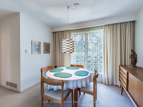 Photo 5 at 7 Lochway Court, City Centre West, Toronto