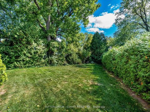 Photo 31 at 7 Lochway Court, City Centre West, Toronto