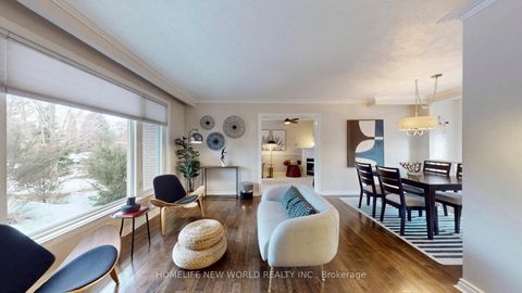 Photo 4 at 49 Netherford Road, Maple, Vaughan