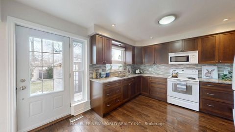 Photo 9 at 49 Netherford Road, Maple, Vaughan