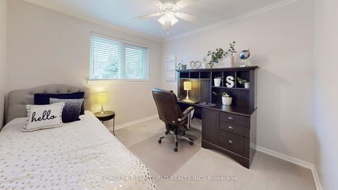 Photo 15 at 49 Netherford Road, Maple, Vaughan