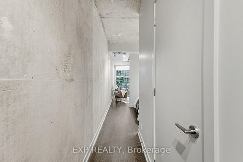 Photo 2 at 416 - 39 Brant Street, Waterfront Communities C1, Toronto