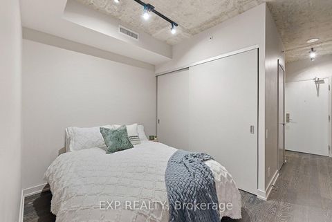 Photo 5 at 416 - 39 Brant Street, Waterfront Communities C1, Toronto