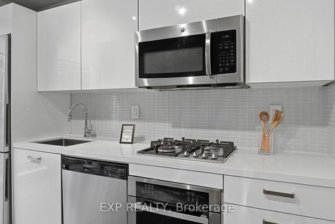 Photo 13 at 416 - 39 Brant Street, Waterfront Communities C1, Toronto