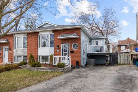 Photo 10 at 676 Frobisher Court, Vanier, Oshawa