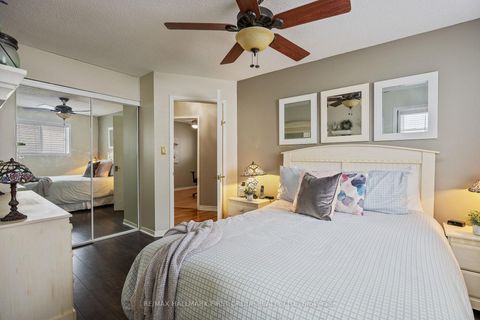 Photo 30 at 676 Frobisher Court, Vanier, Oshawa