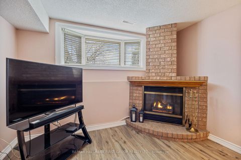 Photo 39 at 676 Frobisher Court, Vanier, Oshawa