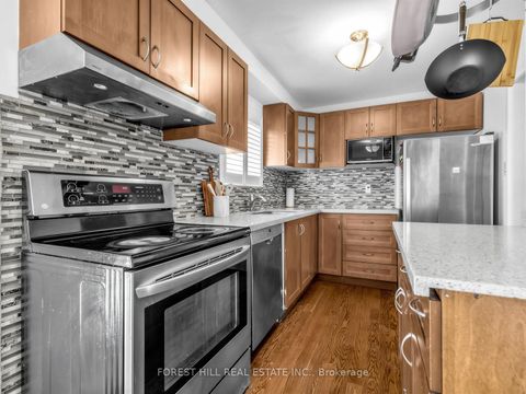 Photo 17 at 81 Scenic Mill Way, Windfields, Toronto