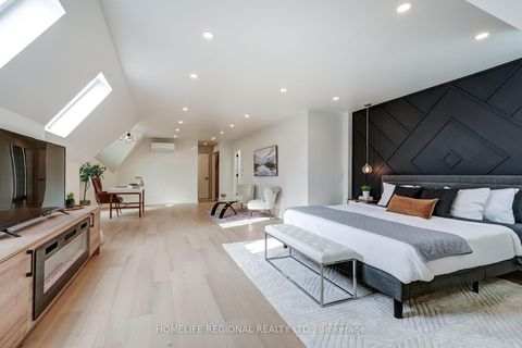 Photo 28 at 12 Macdonell Avenue, Roncesvalles, Toronto