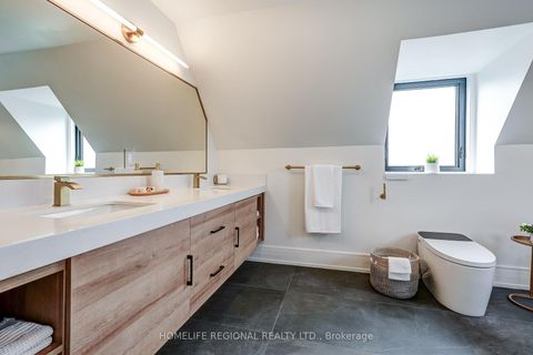 Photo 29 at 12 Macdonell Avenue, Roncesvalles, Toronto