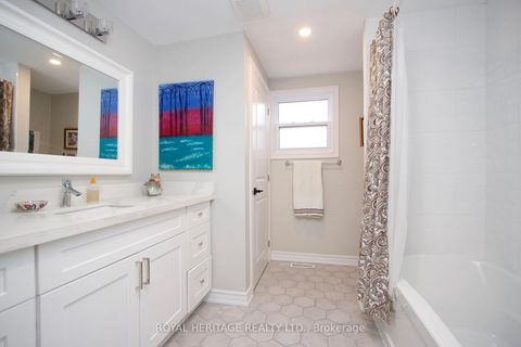 Photo 25 at 40 Bluffs Road, Bowmanville, Clarington