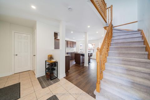 Photo 5 at 199 Esther Drive, Painswick South, Barrie