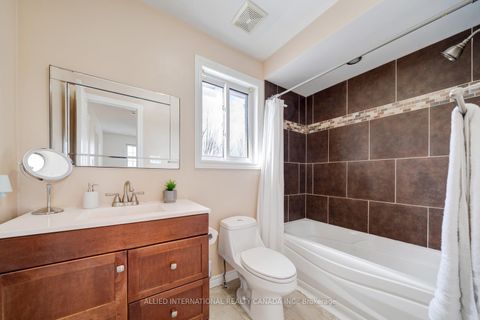 Photo 17 at 199 Esther Drive, Painswick South, Barrie