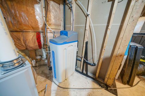 Photo 22 at 199 Esther Drive, Painswick South, Barrie