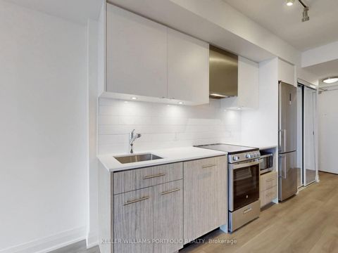 Photo 5 at 4501 - 251 Jarvis Street, Moss Park, Toronto