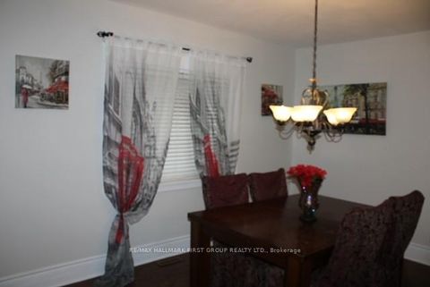 Photo 5 at 489 Mortimer Avenue, East York, Toronto