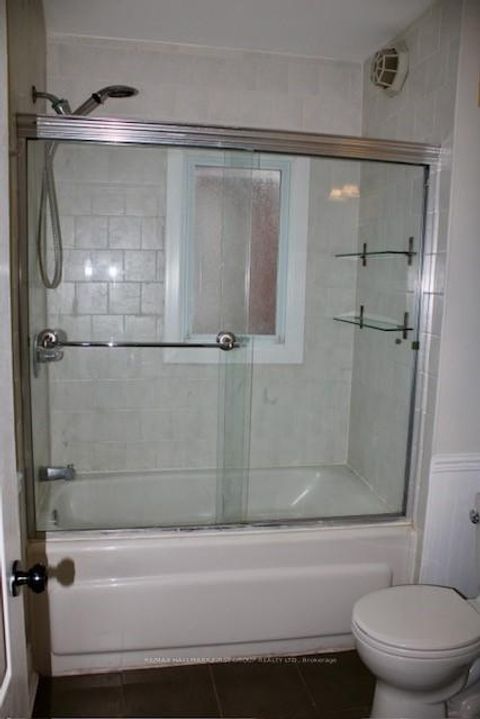 Photo 13 at 489 Mortimer Avenue, East York, Toronto