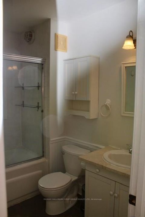 Photo 14 at 489 Mortimer Avenue, East York, Toronto