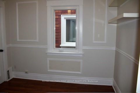 Photo 15 at 489 Mortimer Avenue, East York, Toronto