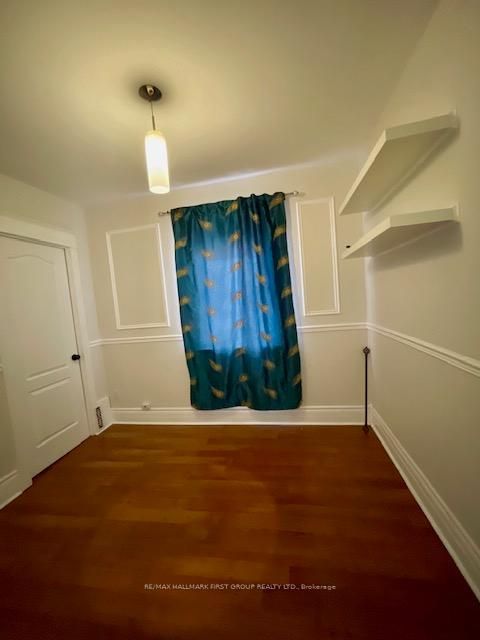 Photo 16 at 489 Mortimer Avenue, East York, Toronto