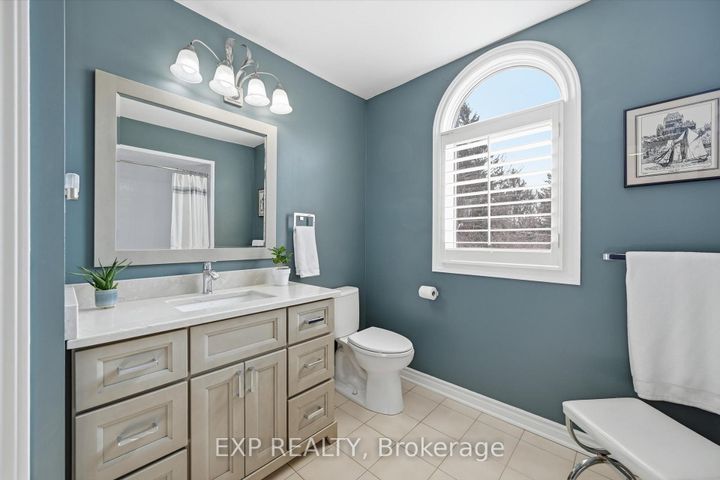 Photo 30 at 41 Watsons Lane, Dundas, Hamilton