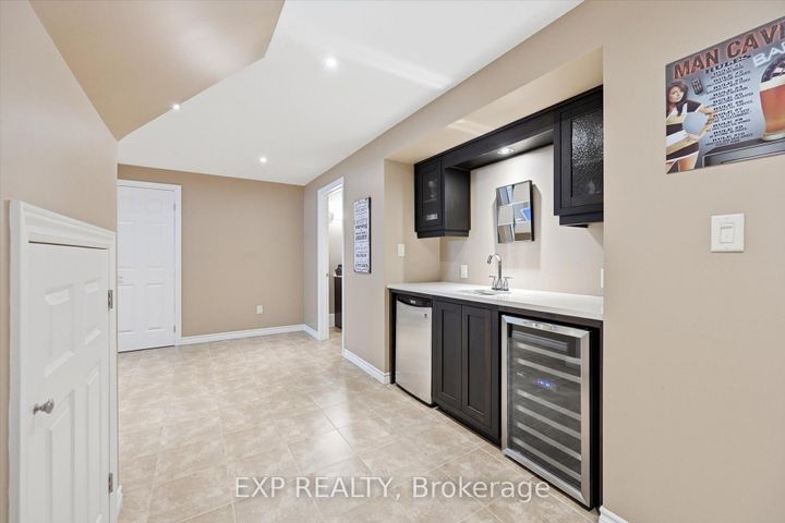 Photo 34 at 41 Watsons Lane, Dundas, Hamilton