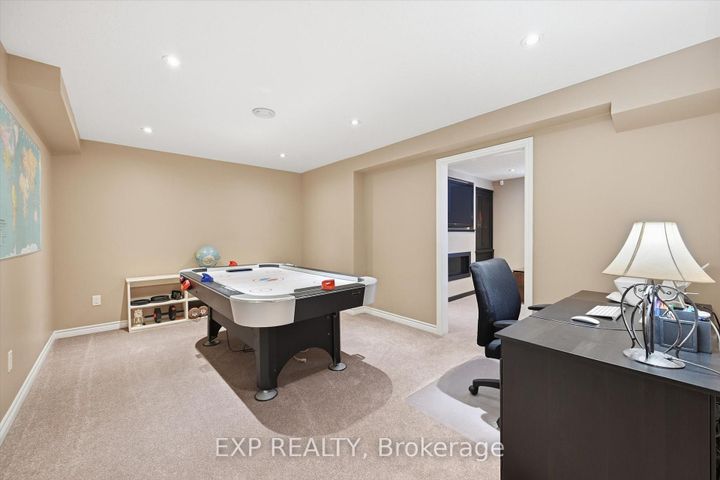 Photo 35 at 41 Watsons Lane, Dundas, Hamilton