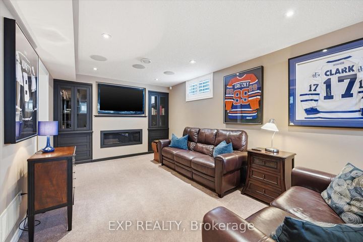 Photo 37 at 41 Watsons Lane, Dundas, Hamilton