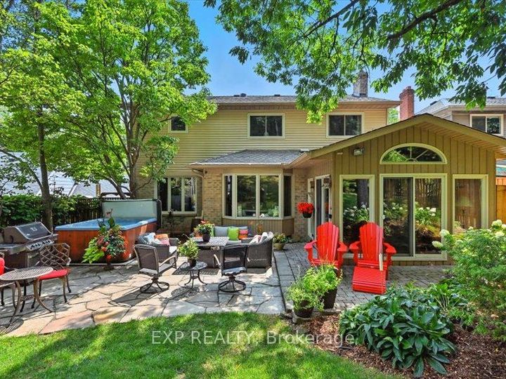 Photo 41 at 41 Watsons Lane, Dundas, Hamilton