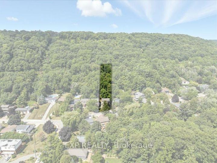 Photo 49 at 41 Watsons Lane, Dundas, Hamilton