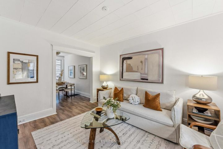 Photo 4 at 186 Roslin Avenue, Lawrence Park North, Toronto