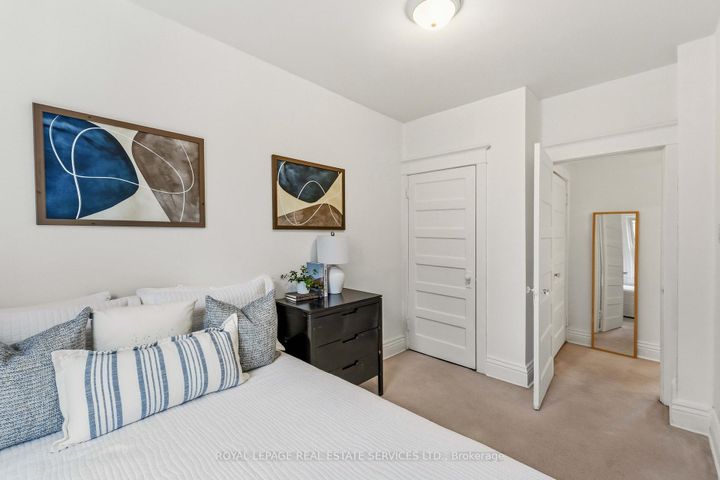 Photo 14 at 186 Roslin Avenue, Lawrence Park North, Toronto