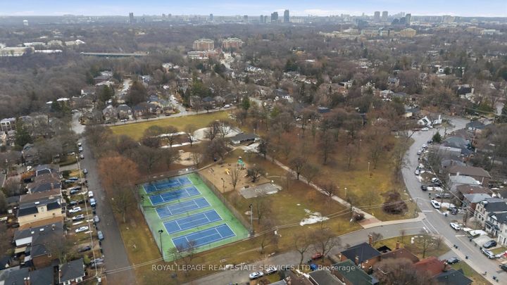 Photo 20 at 186 Roslin Avenue, Lawrence Park North, Toronto