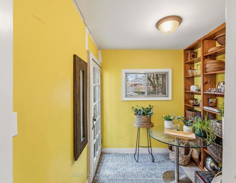 Photo 9 at 186 Roslin Avenue, Lawrence Park North, Toronto