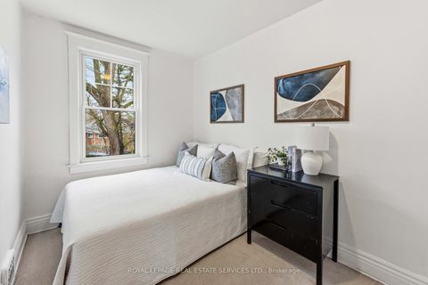 Photo 13 at 186 Roslin Avenue, Lawrence Park North, Toronto