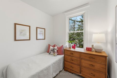 Photo 15 at 186 Roslin Avenue, Lawrence Park North, Toronto