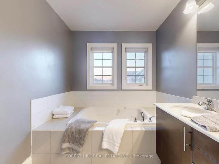 Photo 28 at 41 Poetry Drive, Vellore Village, Vaughan