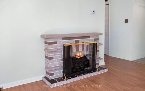 Photo 17 at 115 - 255 The Donway W, Don Mills, Toronto