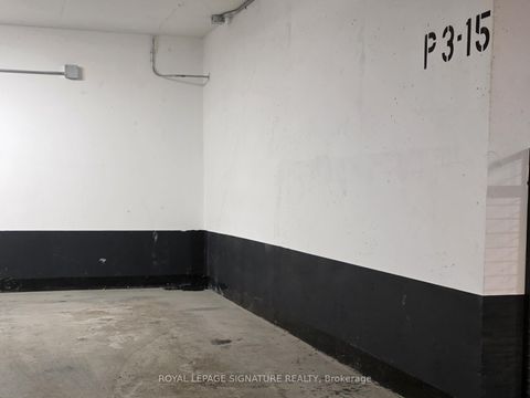 Photo 33 at 4002 - 55 Charles Street E, Yonge Corridor, Toronto