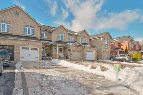Photo 1 at 190 Deepsprings Crescent, Vellore Village, Vaughan