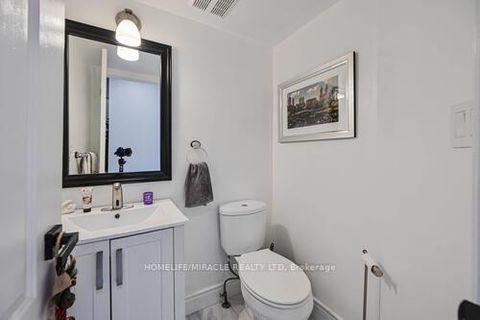 Photo 20 at 190 Deepsprings Crescent, Vellore Village, Vaughan