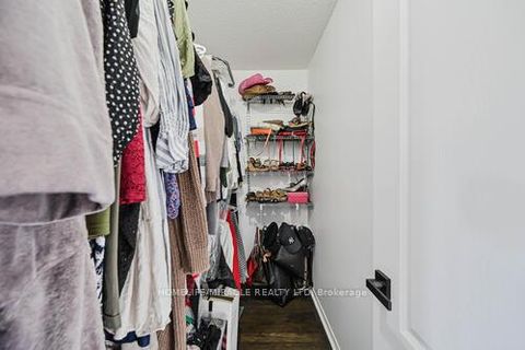 Photo 28 at 190 Deepsprings Crescent, Vellore Village, Vaughan