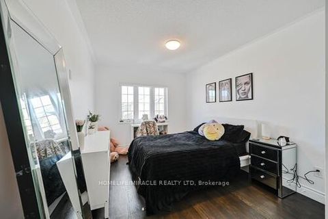 Photo 30 at 190 Deepsprings Crescent, Vellore Village, Vaughan